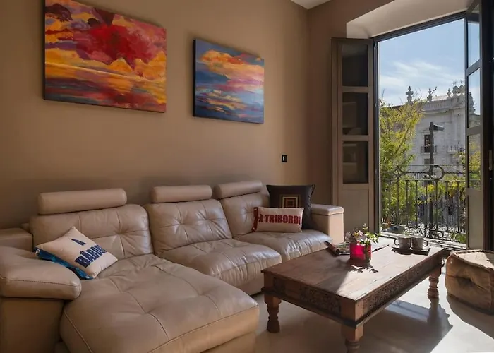 San Fernando Luxury Loft - Free Parking