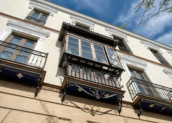 San Fernando Luxury Loft - Free Parking